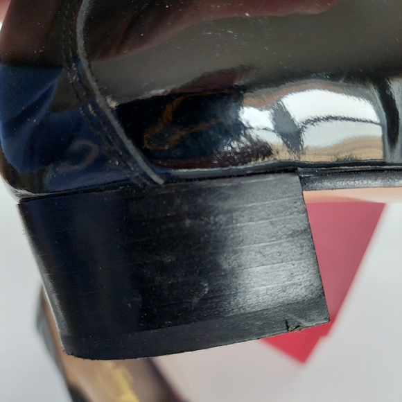 Salvatore FERRAGAMO Woman's Black Loafer Patten Learther Block Heal W/Box - Picture 4 of 16